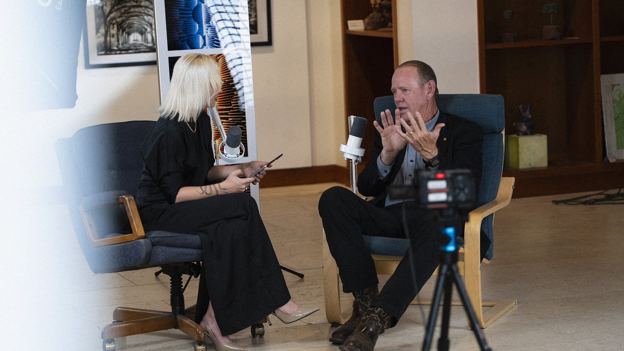 The White Room Show 1, 2 episodes